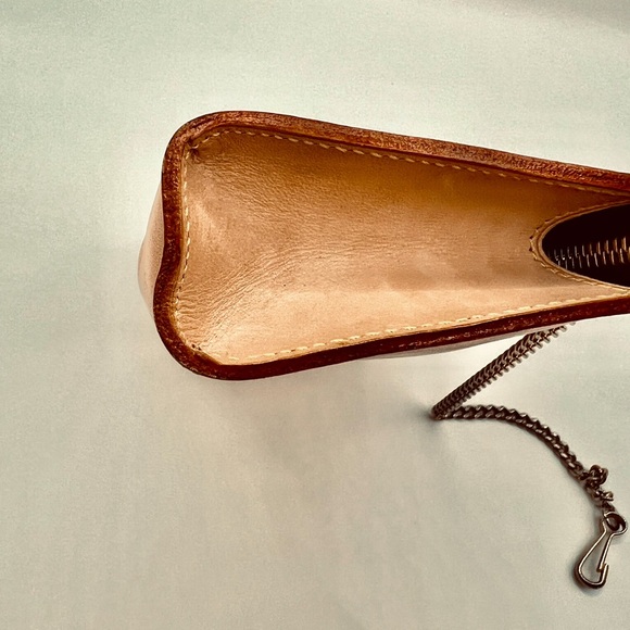 Louis Vuitton Vachetta Leather Pouch - Picture 7 of 8